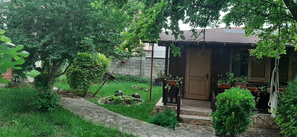 Туристическа сграда в село Кранево, улица Чайка 16 снимка 5