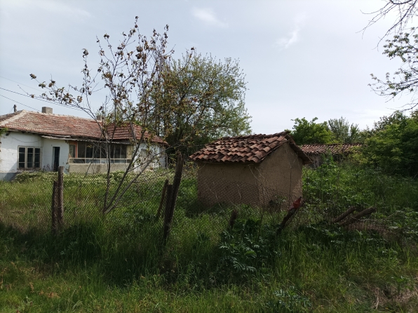 1/4 ид.ч. от Къща с двор в село Къпиново снимка 4